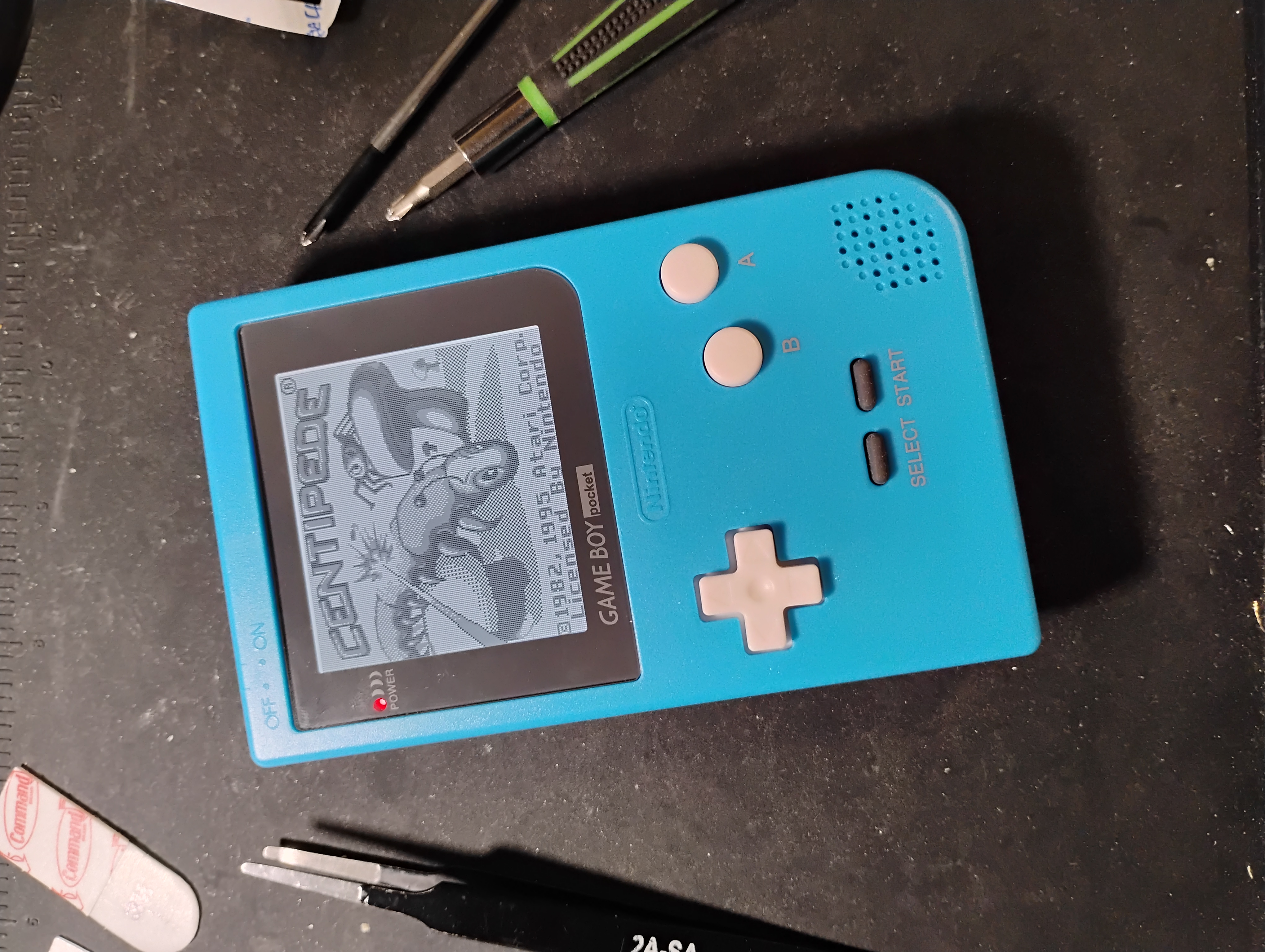a photo of my completed Game Boy Pocket with the new blue shell and Q5 IPS Display